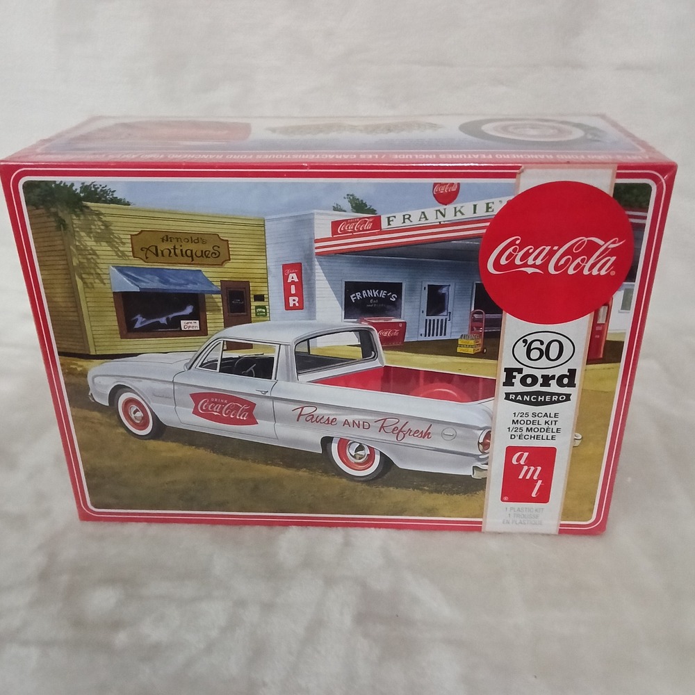 AMT 1960 Ford Ranchero Coca-Cola 1/25 Scale Model Kit AMT1189M/12 NEW